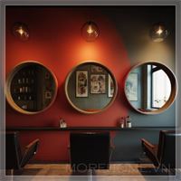 Không Gian Salon Tóc Với Ba Gương Tròn...